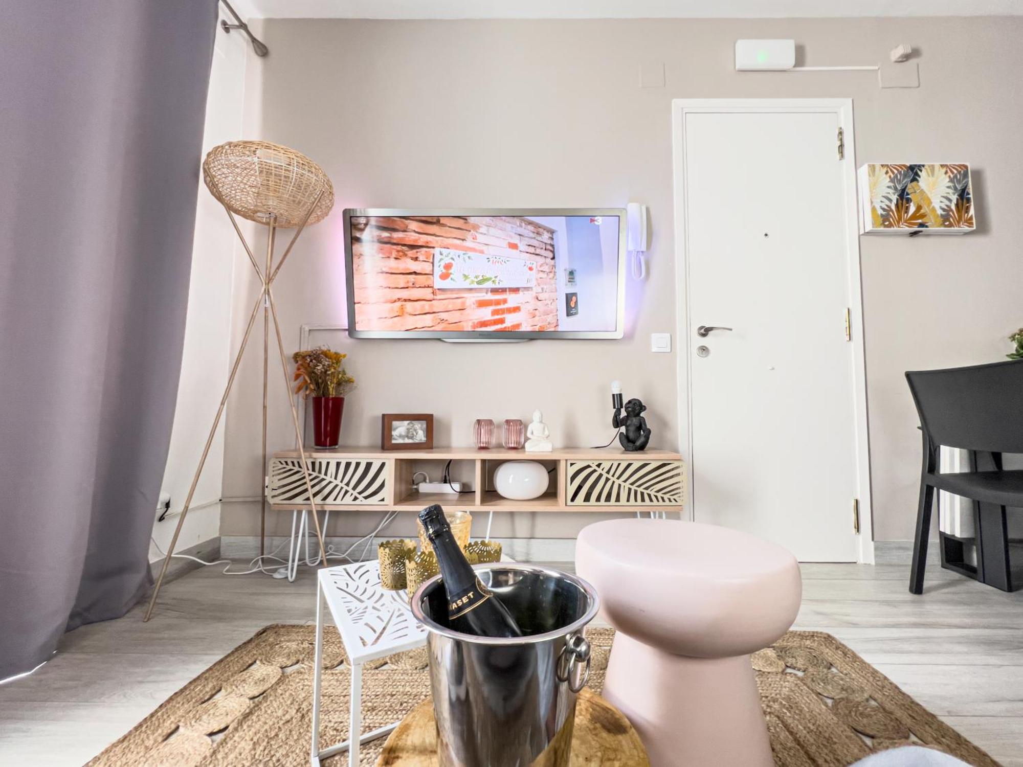 Amazing 2 Bedroom Apartment With Big Sun Terrace Sitges Centre Beach Экстерьер фото